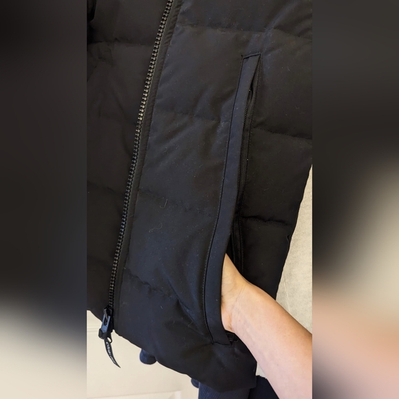 NEW! Canada Goose Black Puffer Jacket XXS - Picture 3 of 9
